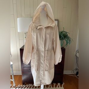 *DONATED*  SOLD  Zara light beige coat. Size L.
